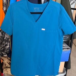 Figs Women’s Catarina Scrub Top, Medium, Pacific Blue